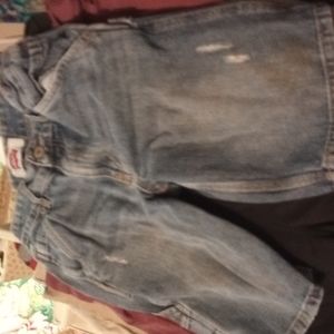 10 boy Levi's distressed Jean Short